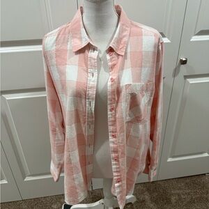 Time and Tru Pink and White Checkered Shirt with metallic threading. Size 16/18